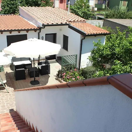 B&B Paolo E Daniela 카르보니아